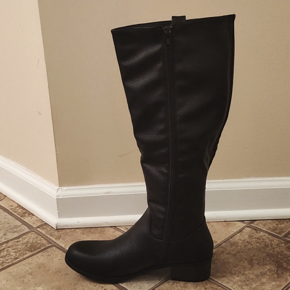 NWOT Tall Black Boots by Nautica - Picture 3 of 7